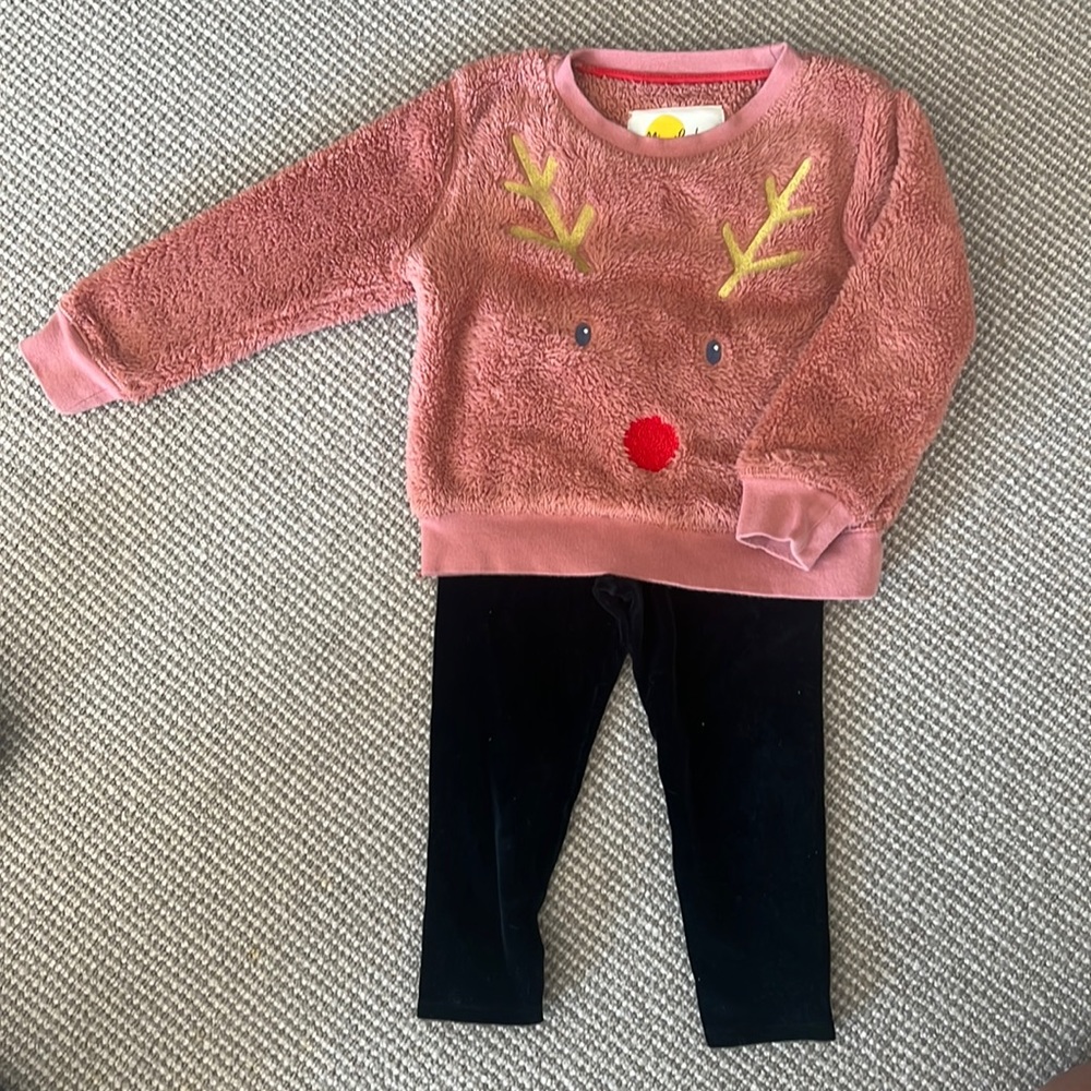 Mini Boden Cozy Reindeer outfit